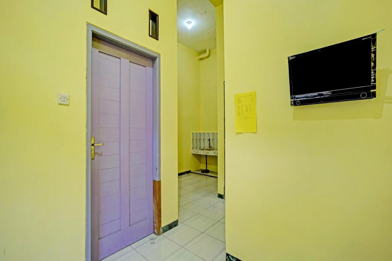 Oyo 3298 Bromo Guest House Family مالانغ المظهر الخارجي الصورة