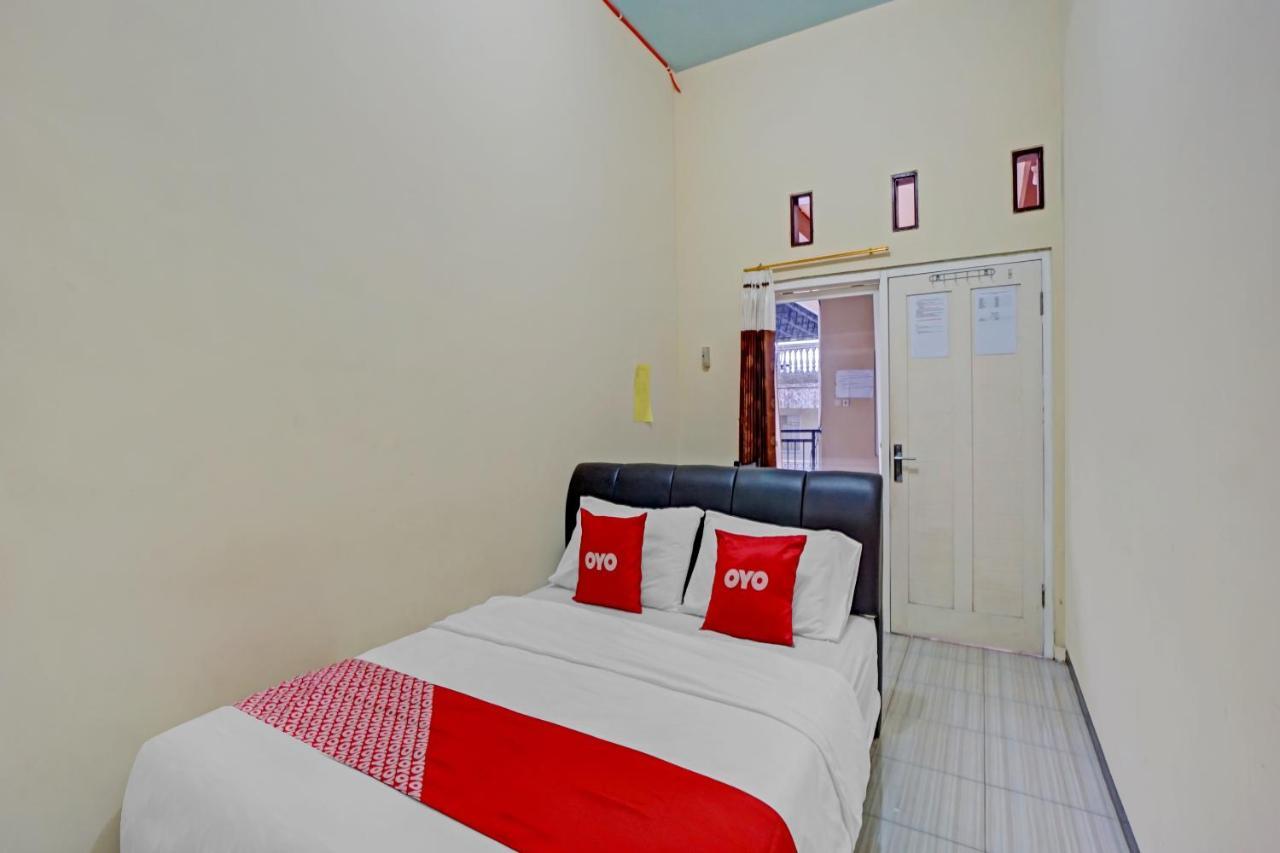 Oyo 3298 Bromo Guest House Family مالانغ المظهر الخارجي الصورة