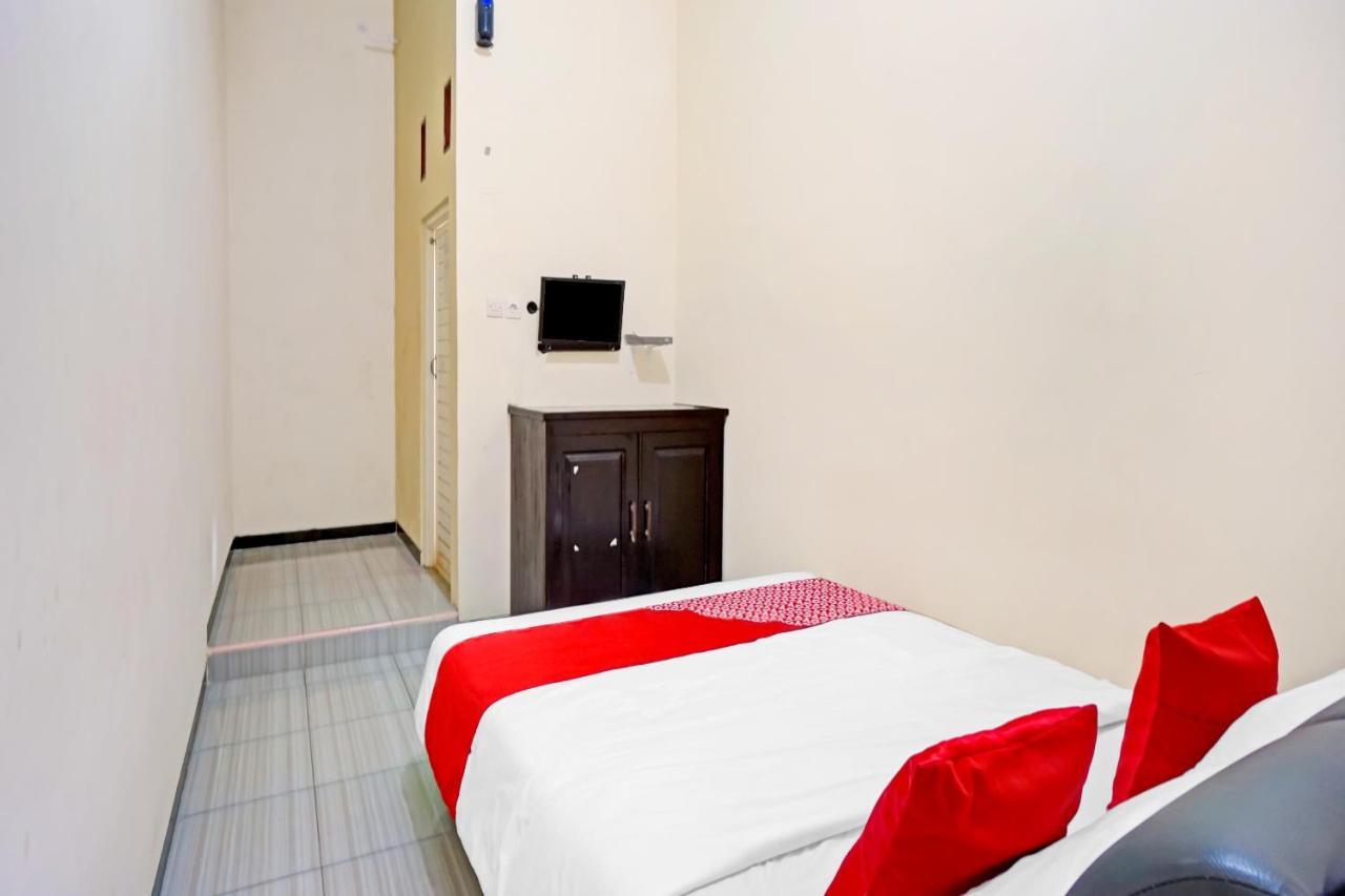 Oyo 3298 Bromo Guest House Family مالانغ المظهر الخارجي الصورة